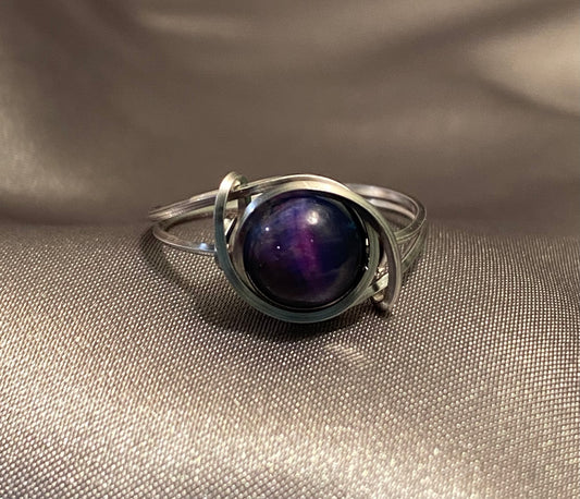 Aurora Cat's Eye Ring with Silver Square Wire-Size 6