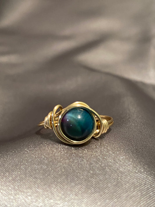 Aurora Cats Eye Ring in Yellow Gold-Size 7