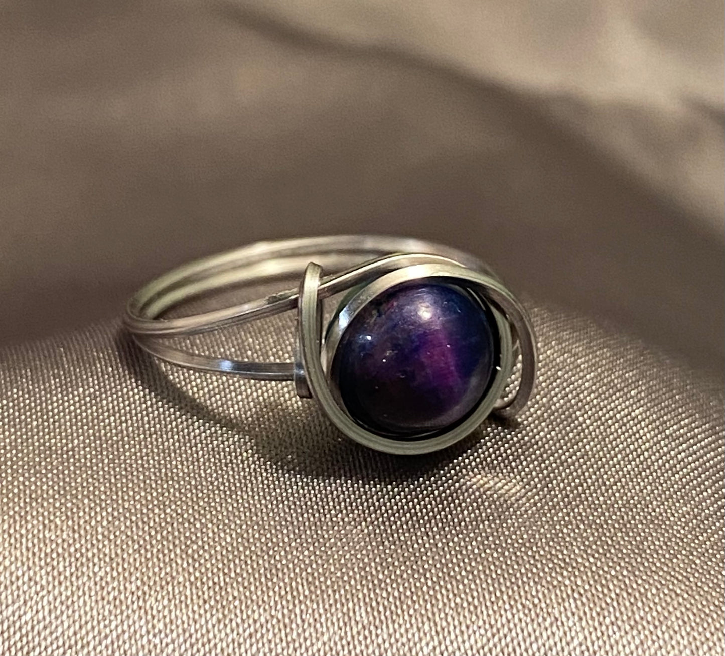 Aurora Cat's Eye Ring with Silver Square Wire-Size 6