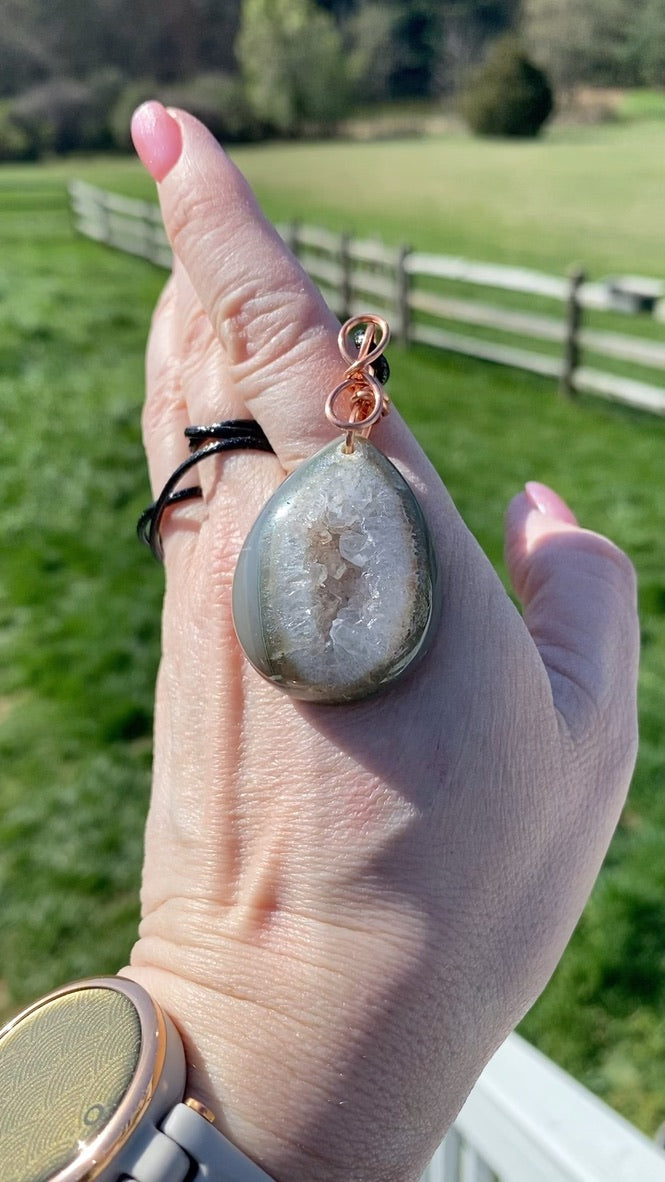 Agate Druzy Pendant-18ga Copper