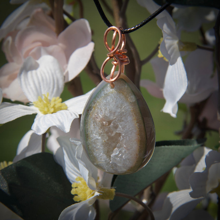 Agate Druzy Pendant-18ga Copper