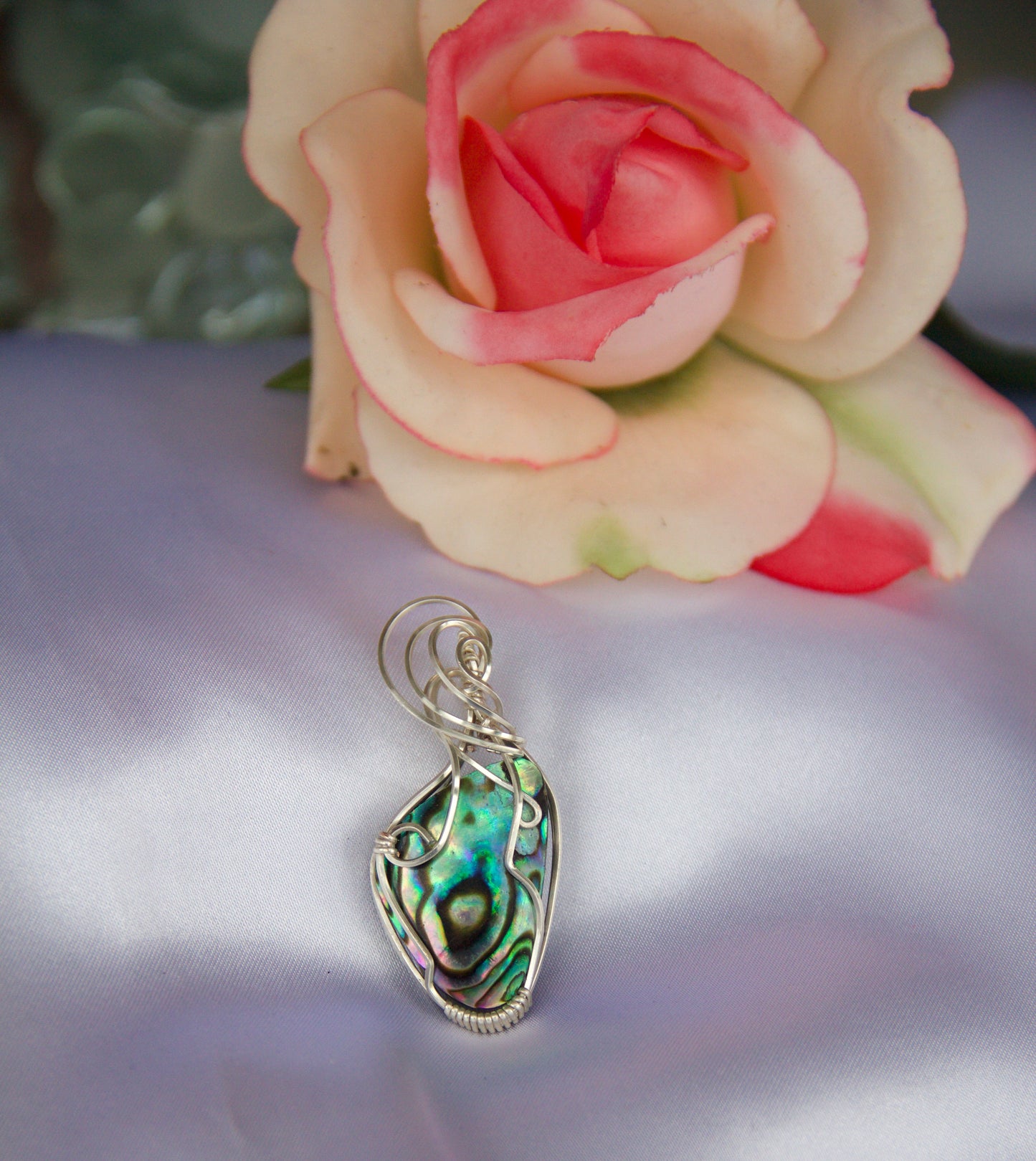 Abalone Swirl Pendant in Silver 21 ga Wire